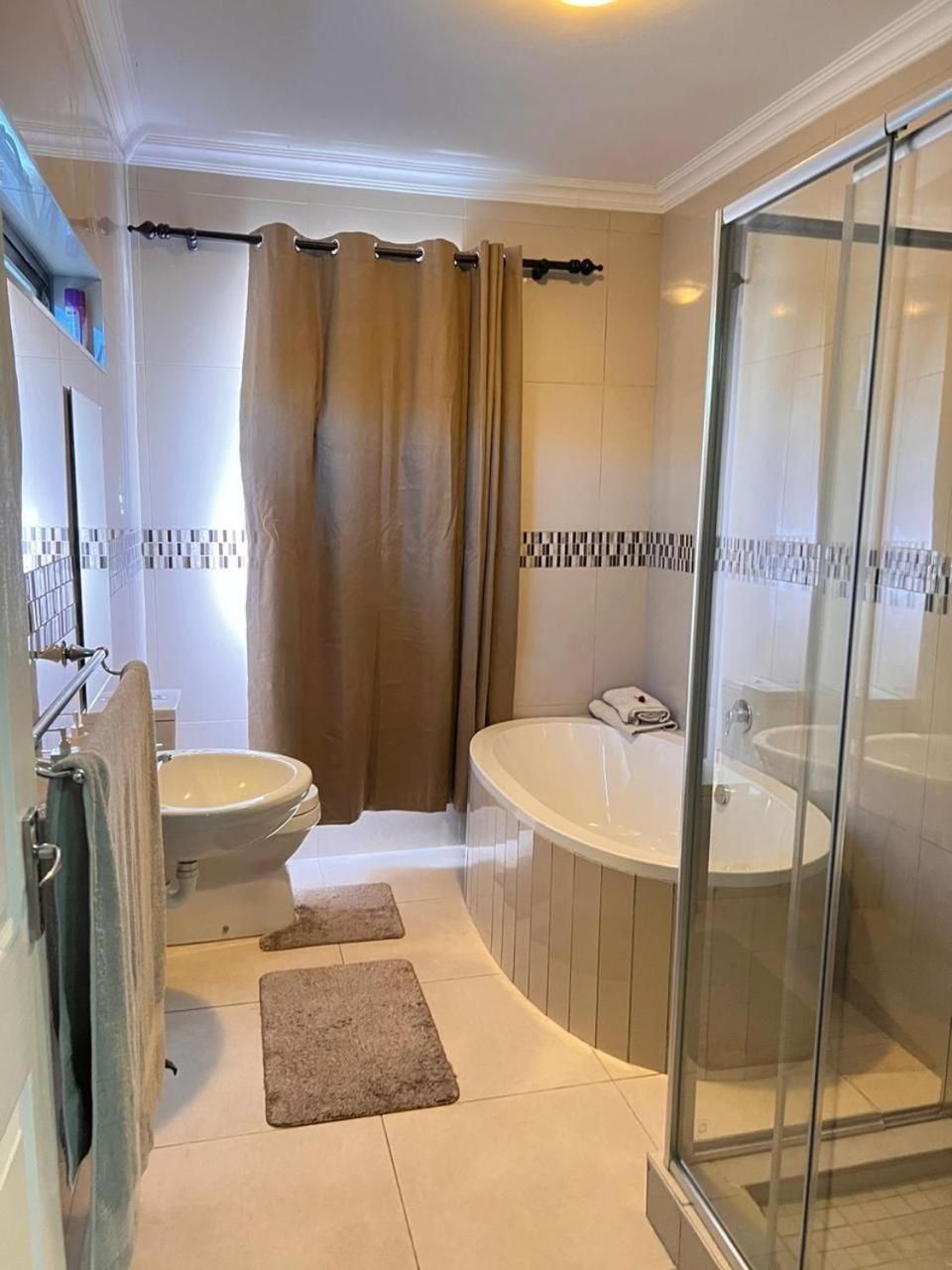 Pemba's Homestay Cape Town
